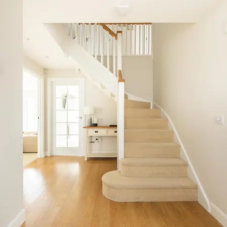 Luxury Detached