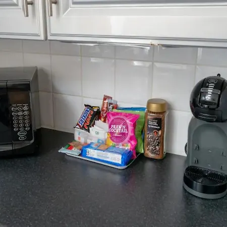 Ferienhaus Spacious Murrayfield Flat - Pass The Keys Edinburgh