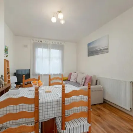 Pass The Keys Spacious Murrayfield Flat *