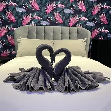 Murrayfield Stadium Basement ,murieston -3 Bed 3 Bath Edinburgh