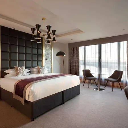 Doubletree By Hilton Edinburgh - Queensferry Crossing 4*