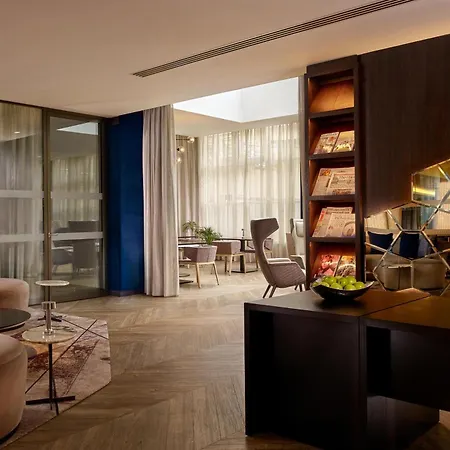 Ξενοδοχείο Sheraton Grand &