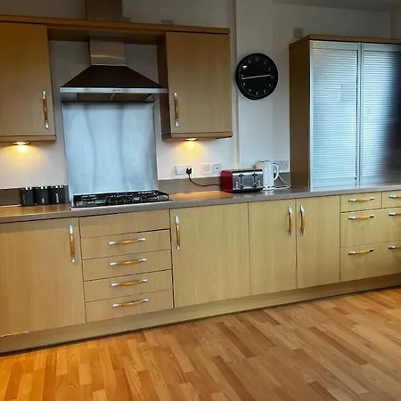 Spacious Penthouse * Edinburgh