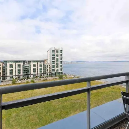 Spacious Penthouse Apartmán *