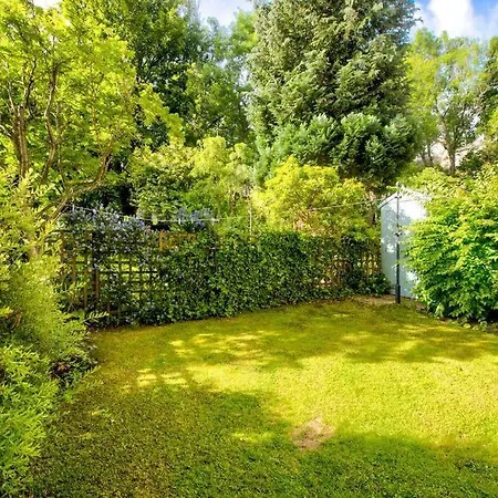 Guestready - Lovely & Overlooking Castle Διαμέρισμα *