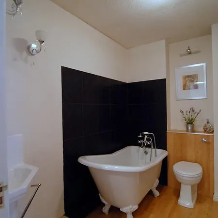Holiday home Huntingdon Place Edinburgh