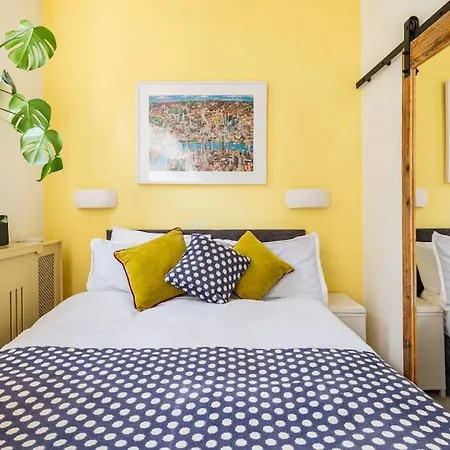 Holyrood Park: Lush & Arty 2 Double Bed Flat Lejlighed *