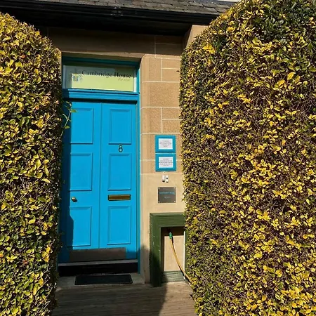 Cambridge House Affittacamere 3*