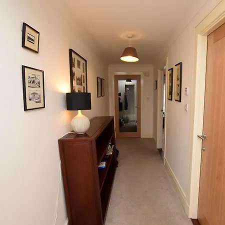 3 Bed In City Centre E1986
