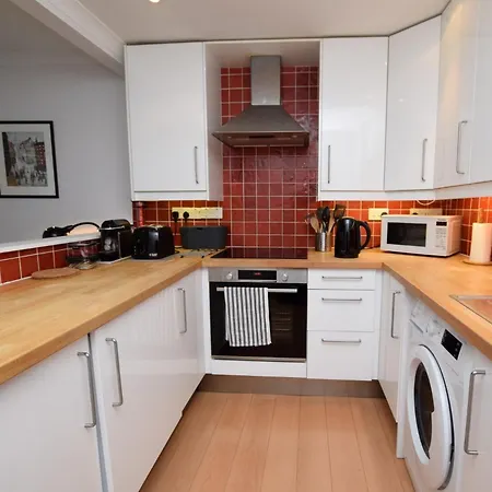 3 Bed In City Centre E1986 Semesterbostad