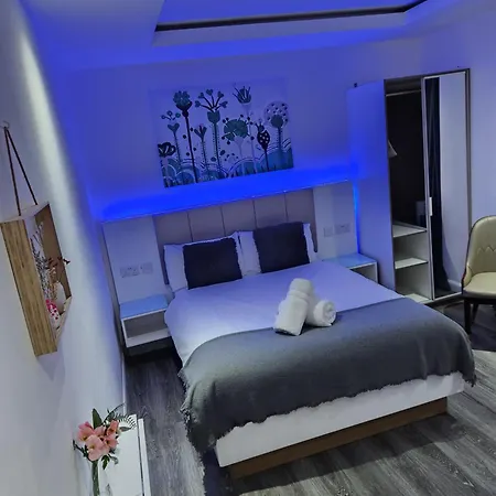 Crosskeys 3* Edinburgh
