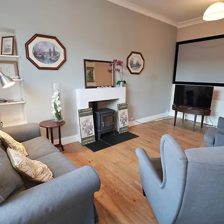 شقة Spacious 2 Bed Next To Royal Mile & Waverley *
