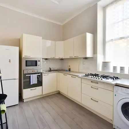 George Iv Bridge - Superbly Located 3 Bedroom! Lejlighed *