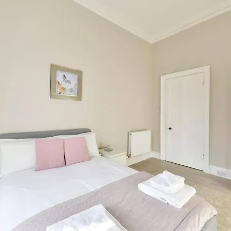 Lejlighed George Iv Bridge - Superbly Located 3 Bedroom! *