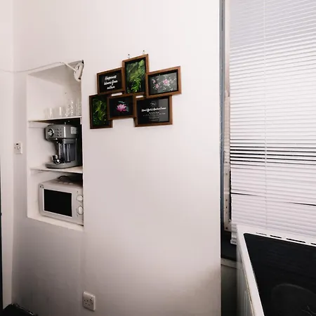 Cozy Old Town 4 Bedrm Apartamento *