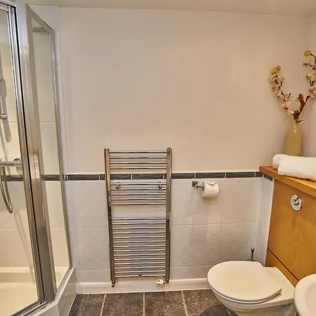 Pearl - Fountainbridge *