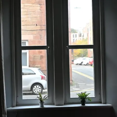 Warm 1 Bed By Holyrood Palace And Park! Edinburgh