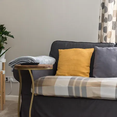 Apartmán Cosy Roseburn Apartment, - 2 Bedrooms, Free Parking *