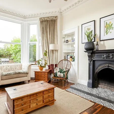 Stylish Victorian Apartment's Close To The Botanical Gardens, Free Parking! Appartement