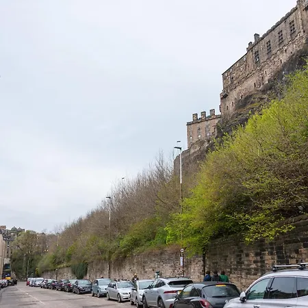 Charming Grassmarket 1 Bed Castle Pad Apartament