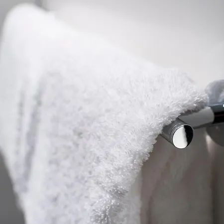 원 에딘버러-로얄 호텔 3*