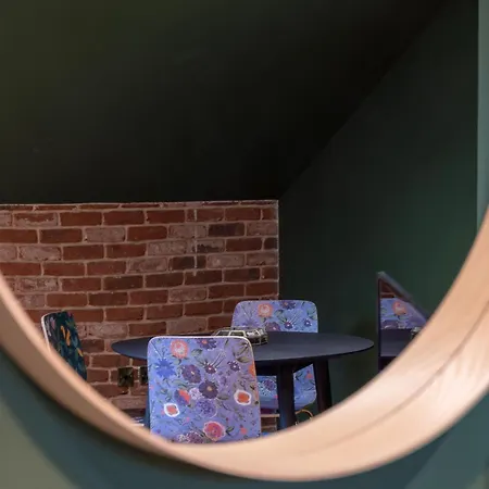 89 The Merchants- Chic By The House Of Danu Edinburgh