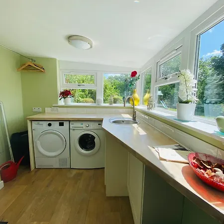 Gorgeous Family 15 Mins From Centre Willa