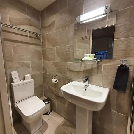 18 Craigmillar Park 4*