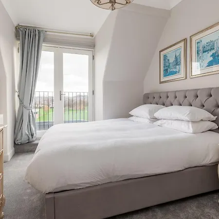 Appartement Stylish Victorian Apartment's Close To The Botanical Gardens, Free Parking!