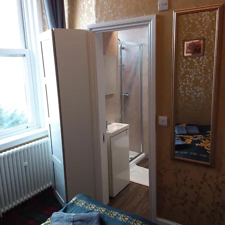 Ivy- Braveheart Гостевой дом 3*