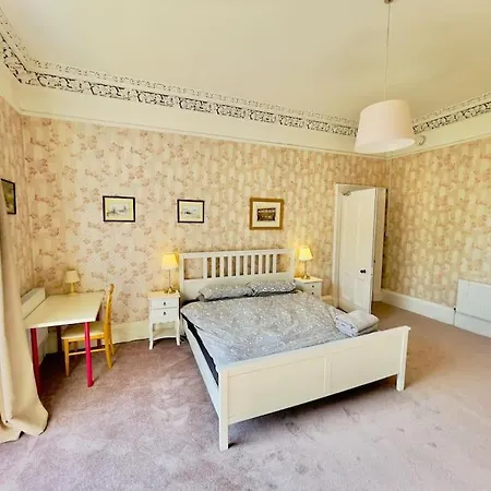 Apartment Lauriston Park *