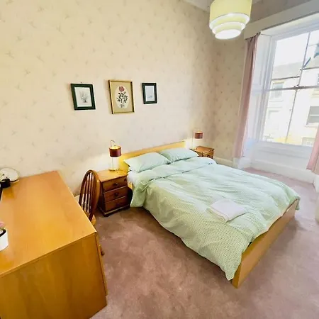 Lauriston Park Apartamento *