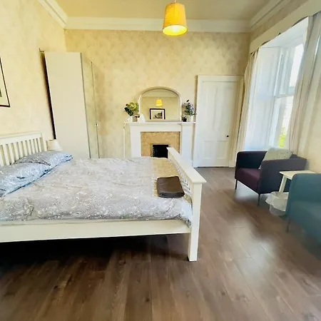 Lauriston Park Edinburgh