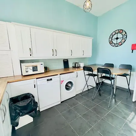 Apartment Lauriston Park *