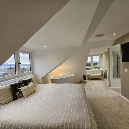 Kaimes Kip: Stylish Five Bedroom Prázdninový dům Edinburgh