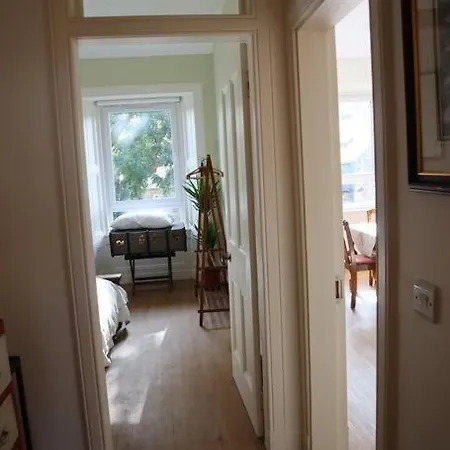 Stylish Victorian For Two In