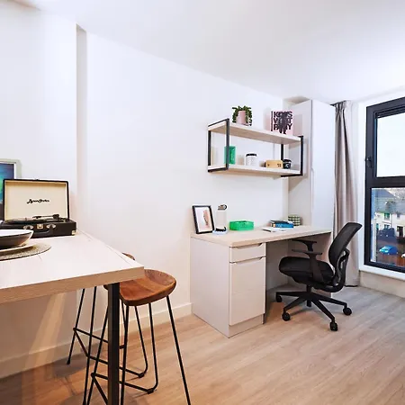 Joivy At Iona Street - Adults Only דירה