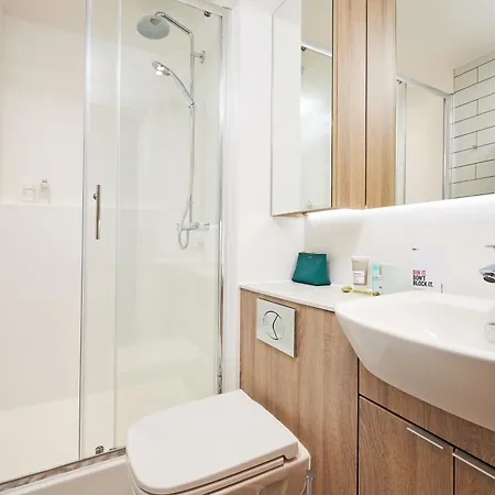 Joivy At Iona Street - Adults Only אדינבורו