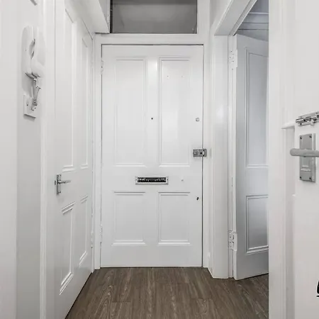 Lilas Abbeyhill - 1br-1ba 5 Mins To Meadowbank Shopping By Bonjour Residences דירה