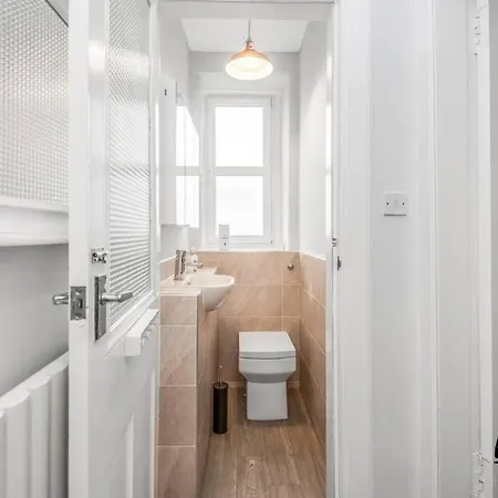 Lilas Abbeyhill - 1br-1ba 5 Mins To Meadowbank Shopping By Bonjour Residences דירה *