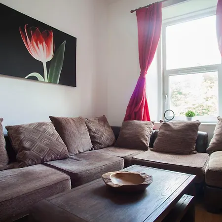 My Meadows, City Centre Apartment, Sunny&spacious Edinburgh