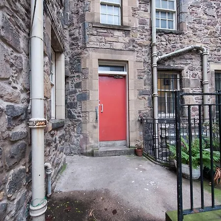 Apartament Writers View, Royal Mile *