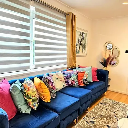 公寓 3 Bed House With 6 Beds By Sensational *