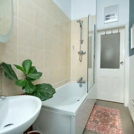 Apartment Joivy Superb 2-bed Flat Near The Royal Botanic Garden