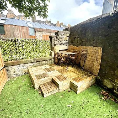 Unique Two Bed Main Door Flat At The Meadows Appartement Edinburgh