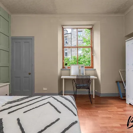Central, Cozy 2br-1ba In Haymarket By Bonjour Residences * אדינבורו