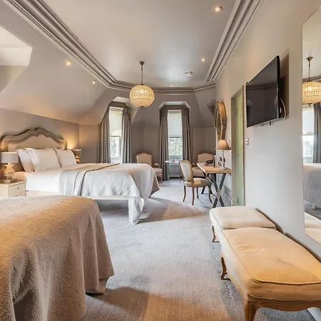 Murrayfield Hotel 4*