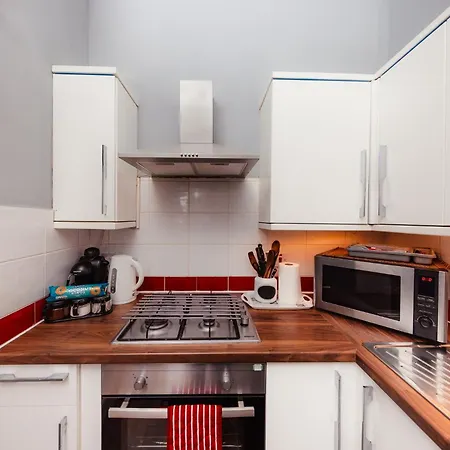 아파트 Warm 1 Bed By Holyrood Palace And Park! 에든버러