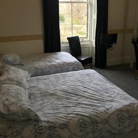 Penzion Dorstan House 3*