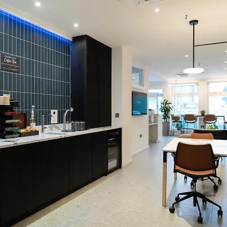 Premier Fountain Court Apartman *